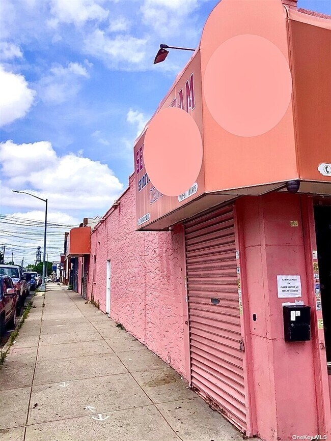 Foto del edificio - 101-01 101st Ave