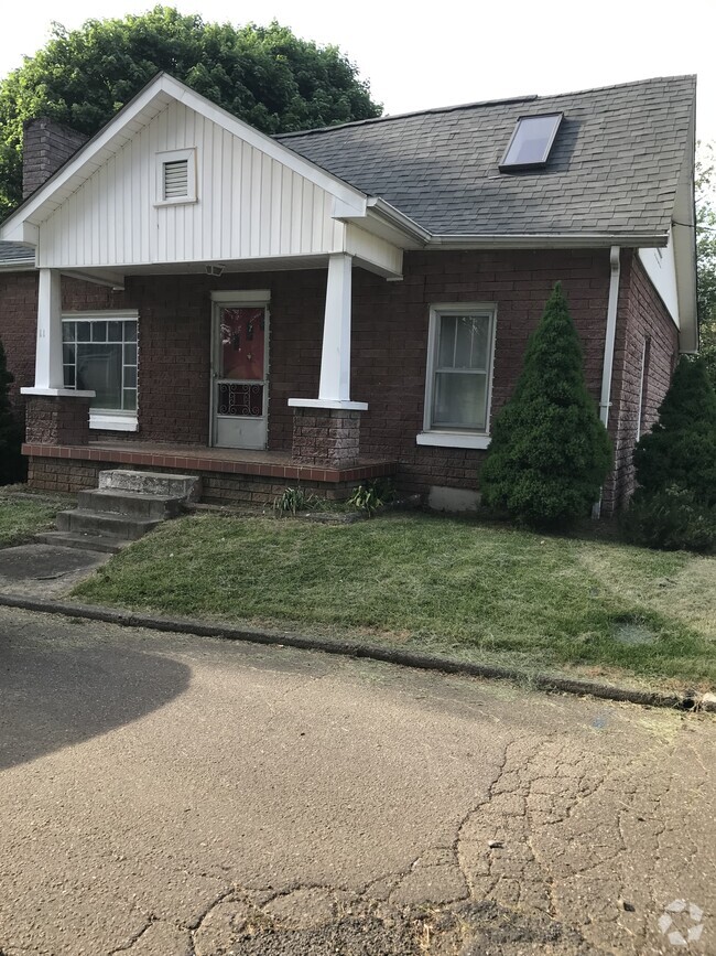 Building Photo - 73 Stamey St