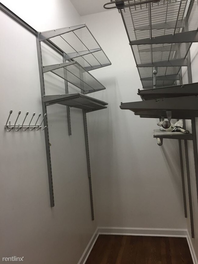 Foto del edificio - 2 br, 2 bath Condo - 859 N La Salle Dr