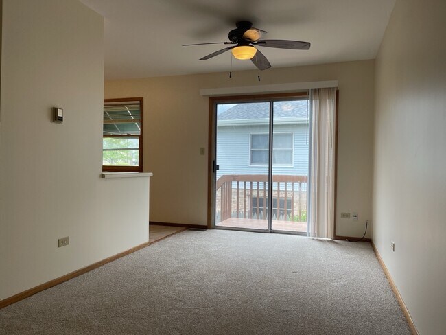 Foto del edificio - 350 College St