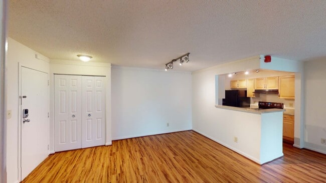 Interior Photo - Ridgewood