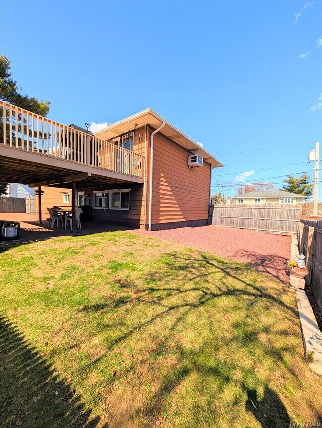 Foto del edificio - 50 Sunburst Dr