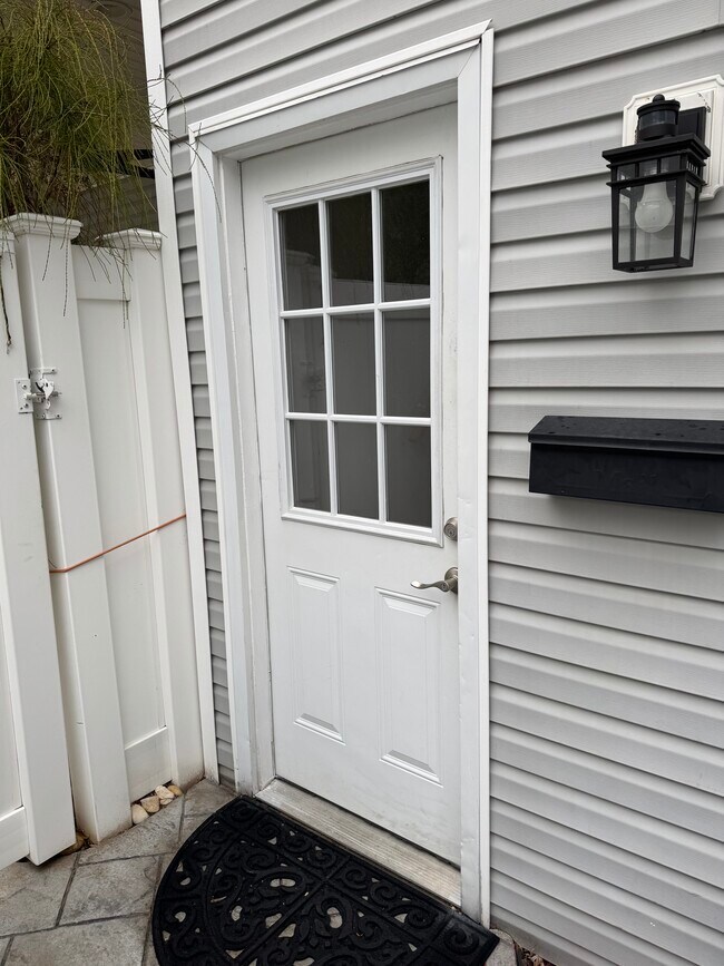 Foto del edificio - 18 Fairwood Ln