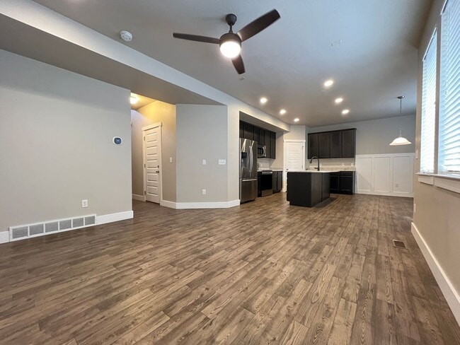 Building Photo - Coming soon! 3 Bedroom/2.5 Bathroom Townho...