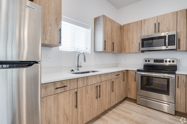 Foto del edificio - Broadstone Townhomes