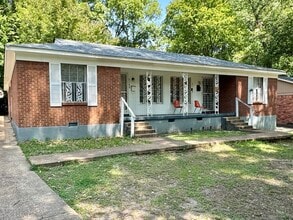 Building Photo - 2168 Carnes Ave