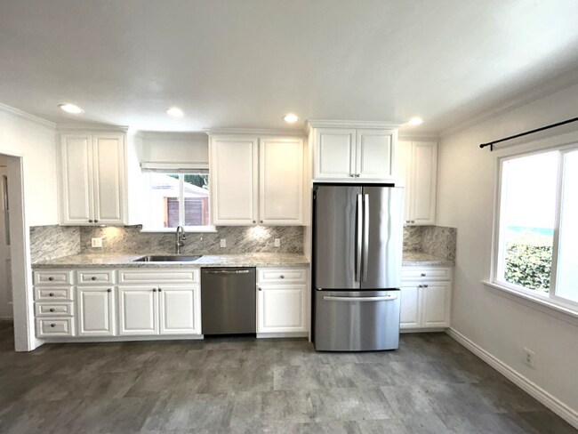 Building Photo - 4119 Harter Ave