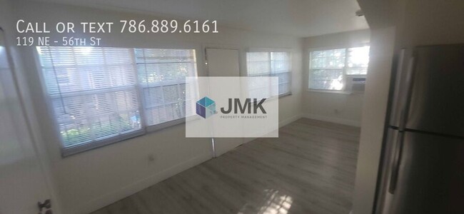 Building Photo - Stylish & Central Miami Home – Perfect Loc...