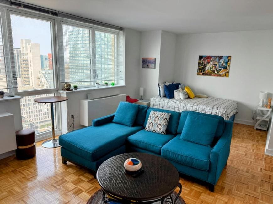 Foto principal - 0 bedroom in LONG ISLAND CITY NY 11101