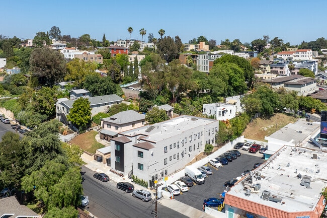 Aerial - SUT - 1314 Sutherland St