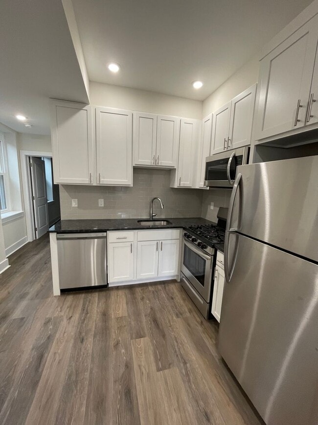 Building Photo - 507 Christian St