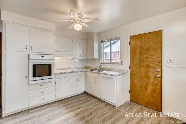 Photo - 1304 W Crestline Ave Apartment