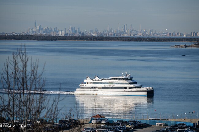 Foto del edificio - 164 S Linden Ave