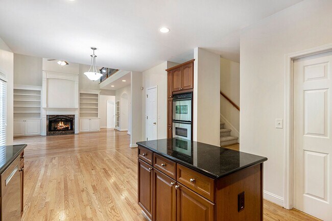 Foto del edificio - Live Close to the Fun. Relax in the Space. That’s Alpharetta Living Done Right.