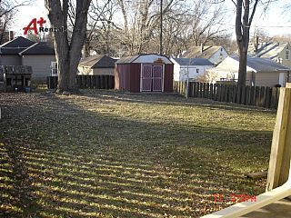 Building Photo - Three bedroom house for rent