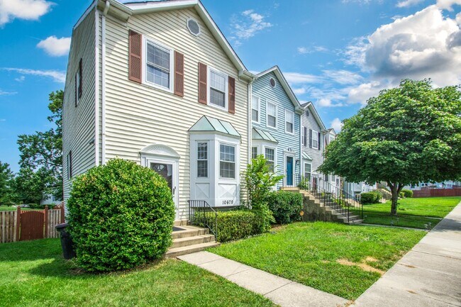 Foto del edificio - 10679 Campus Way S