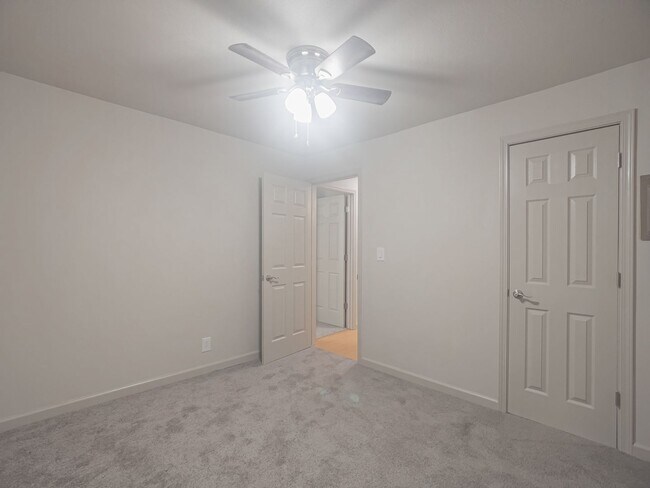 Building Photo - Phenomenally Beautiful FOUR bedroom TWO bath, Newly Remodeled Home! AVAILABLE RENT TO OWN!!