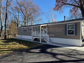 Building Photo - 29 Lachapelle St