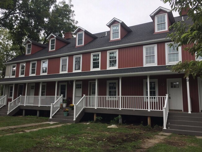 Foto del edificio - 3-Bedroom Home in Emmaus