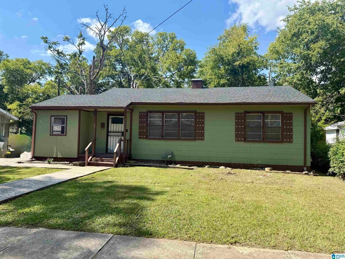 Foto principal - 316 72nd St N