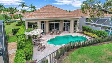 Building Photo - 8671 Falcon Green Dr