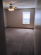 Building Photo - 3384 Edison Dr