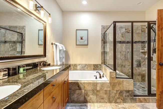 Foto del edificio - 13346 N Highmark Ct