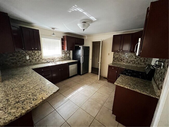 Foto del edificio - 406 St John Pl