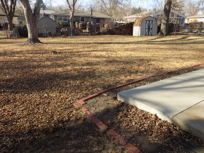 Foto del edificio - 6012 Fleetwood-