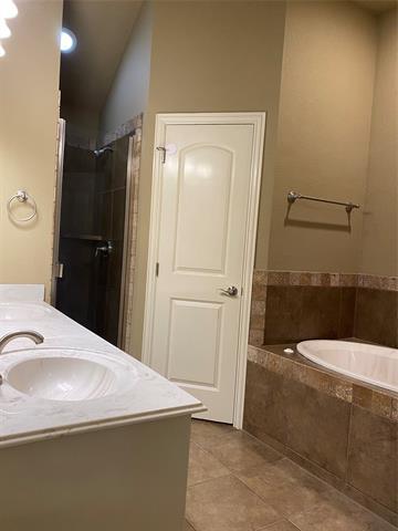 Foto del edificio - 2702 Drift Ct