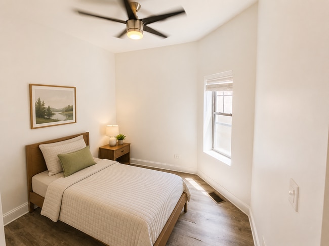 Foto del edificio - 2991 N Lawndale Ave