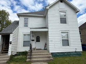 Building Photo - 1722 10th St