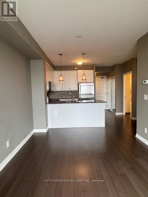 Photo du bâtiment - 3563-3563 Lake Shore Blvd W