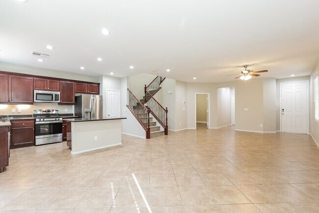 Building Photo - 9775 Pan Falls St
