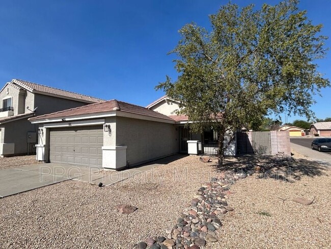 Photo - 15808 W Yavapai St House