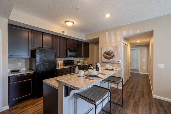 Building Photo - Lawndale Commons