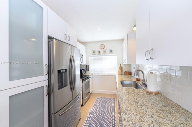 Foto del edificio - 12022 SW 110th St Cir E