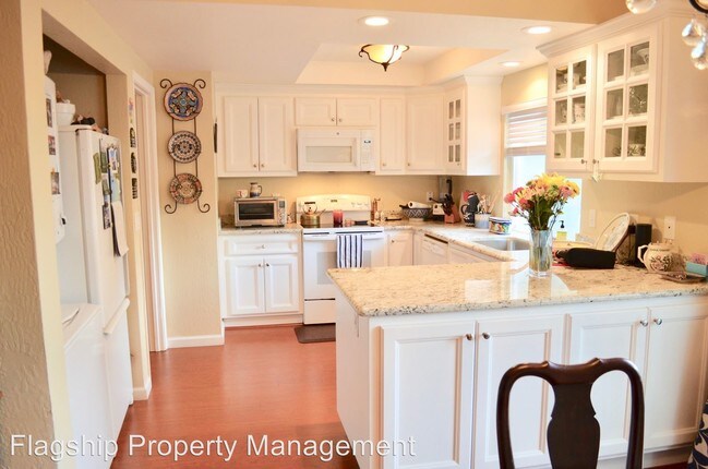 Foto del edificio - 2732 Bollinger Canyon Rd