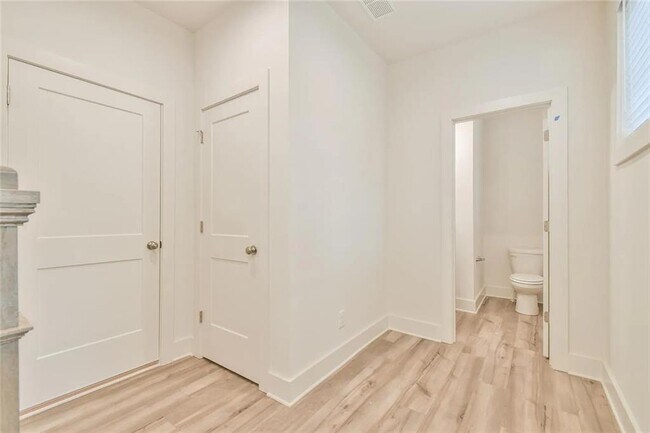 Building Photo - 262 Dilbeck Cir