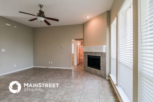 Building Photo - 217 Timber Dr