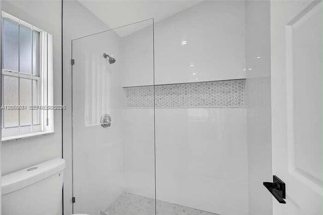 Foto del edificio - 1302 Sheridan Terrace