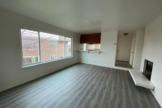 Building Photo - 5644od
