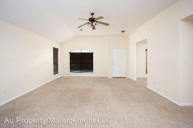 Building Photo - 3 br, 2 bath House - 1111 PAGODA DR