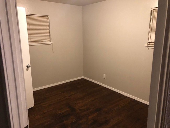 Building Photo - 16 Elbring Dr Saint Louis, MO 63135