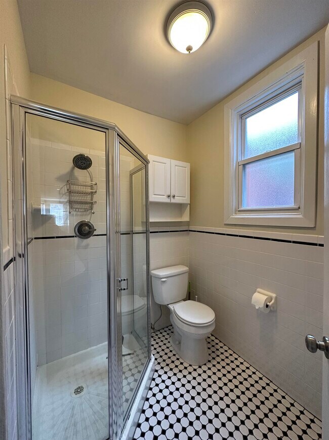 Foto del edificio - 203 Ogden Ave.