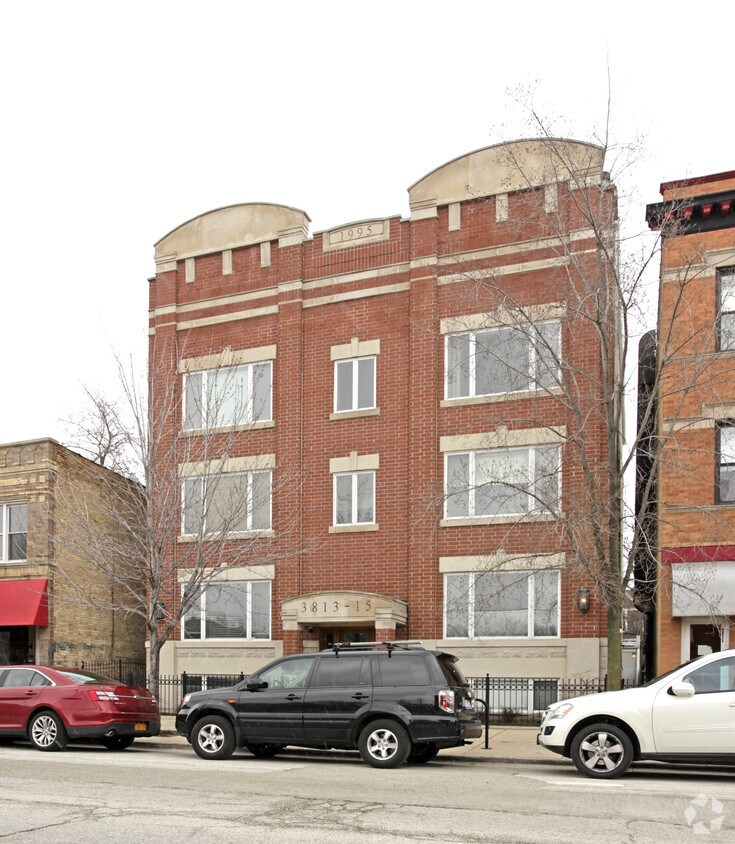 Primary Photo - 3813-3815 N Southport Ave