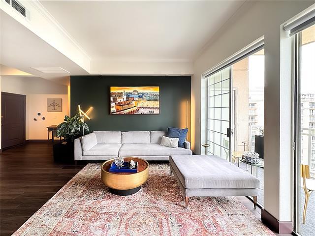 Foto principal - 3225 Turtle Creek Blvd