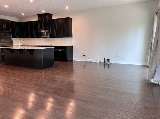 Foto del edificio - 4780 Kugler Ct