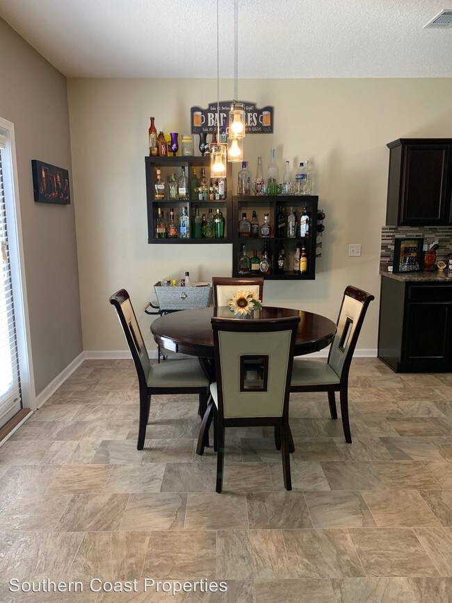 Foto del edificio - 5 br, 3 bath House - 1510 Bayberry Drive