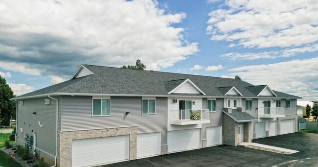 Interior Photo - Lake Breeze Estates